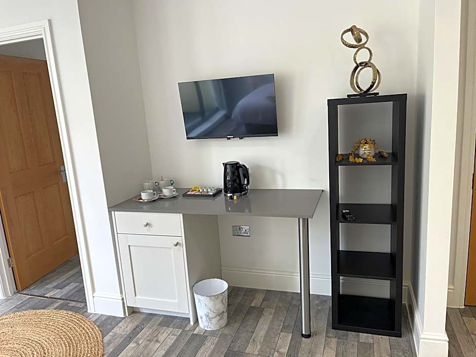 Beachcliff Rooms & Apartments