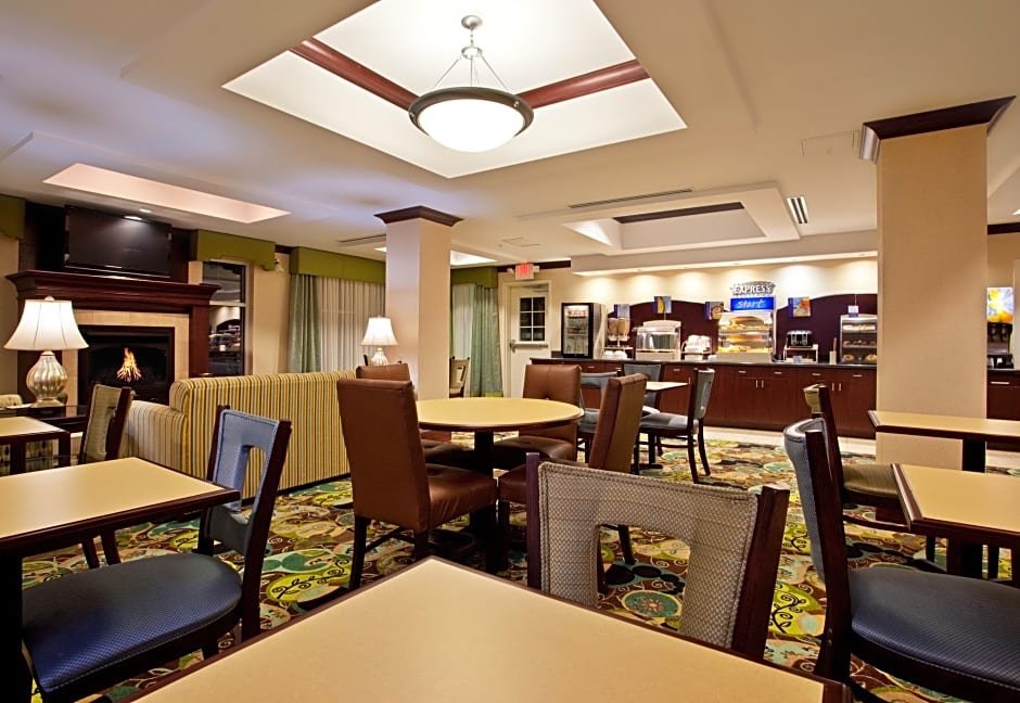 Holiday Inn Express & Suites Dayton South Franklin by IHG