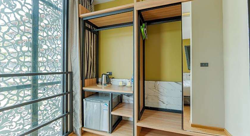 Sky Wave Patong Hotel