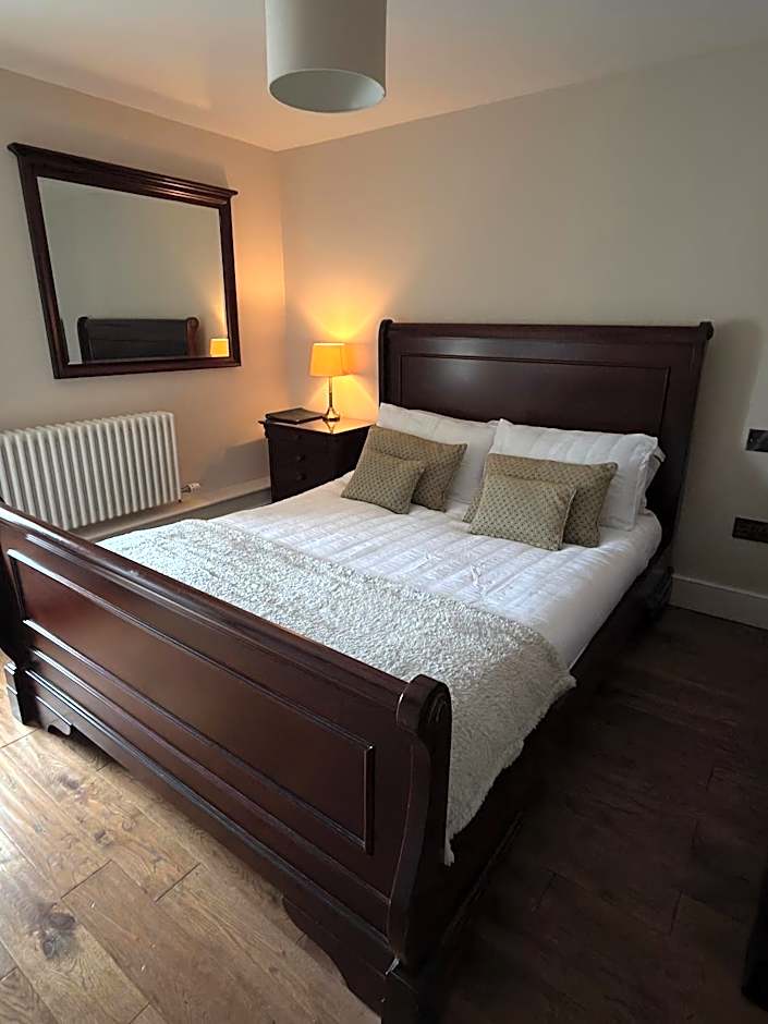 Cross Hands Hotel