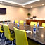 Holiday Inn Express And Suites Wildwood The Villages By IHG