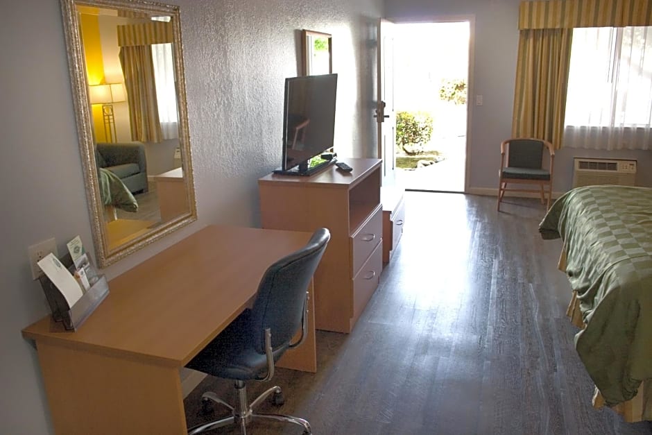 Keefers Inn King City