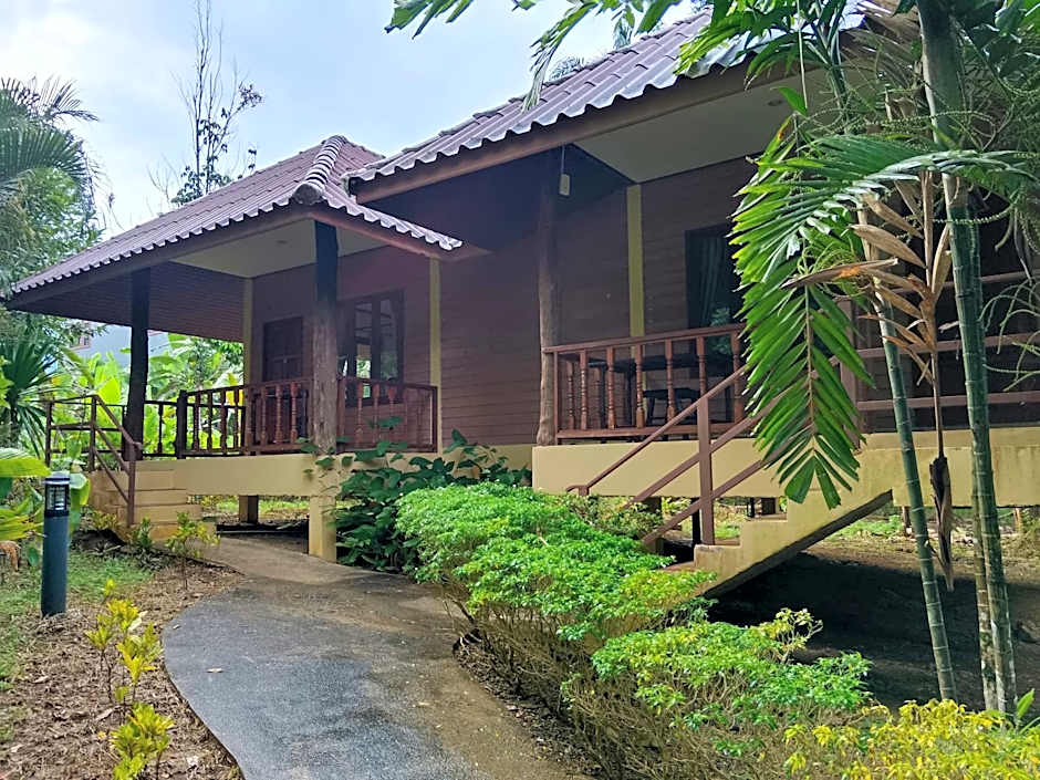 Khao Sok River & Jungle Bungalow