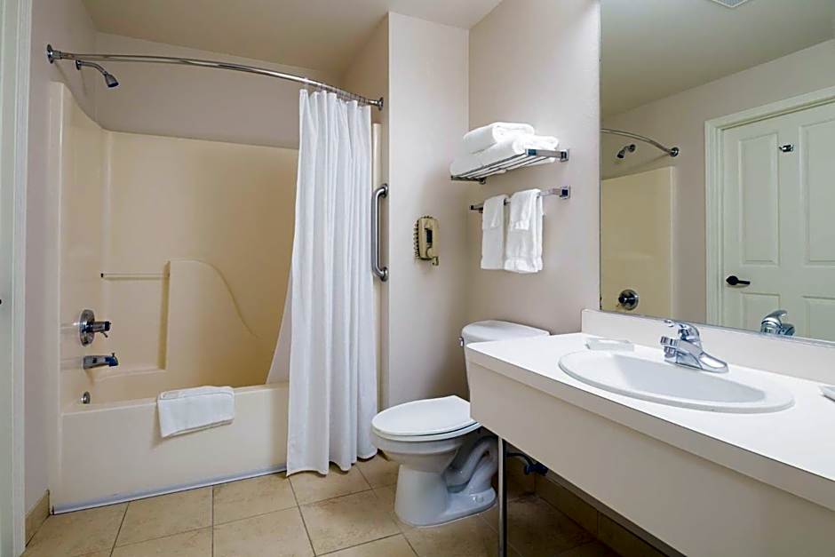 Ashland Hills Hotel & Suites