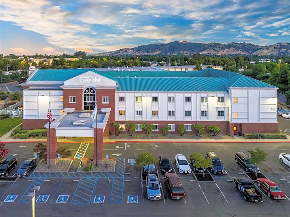Sonesta Essential Vacaville - Napa Valley
