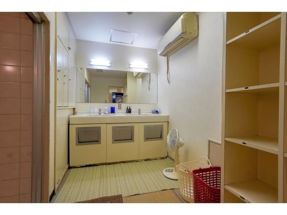 Male Only Capsule Inn Hamamatsucho - Vacation STAY 68799v