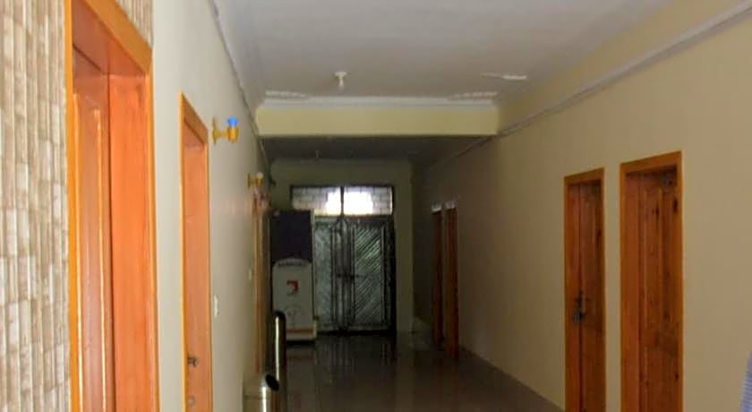 Hotel Eagle Nest Malam Jabba 