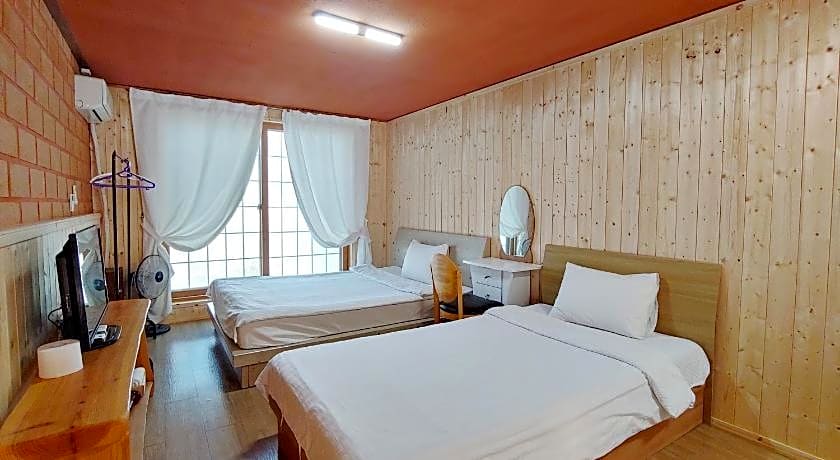 Jeju Hani Baram Pension
