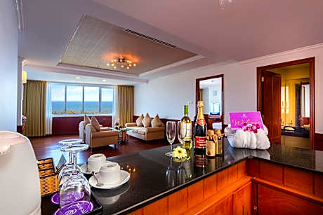 Junior Suite with Ocean View