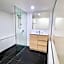 Tiki Hotel Apartments Surfers Paradise
