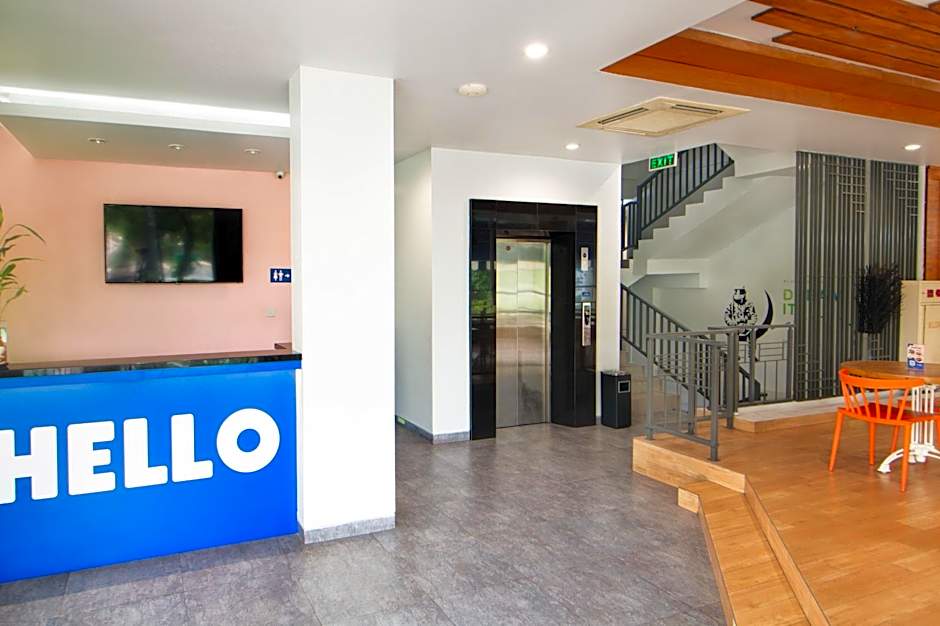 Cleo Walikota Surabaya Hotel