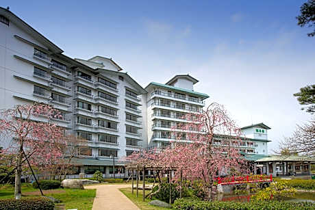 Kagaribinoyu Ryokusuitei