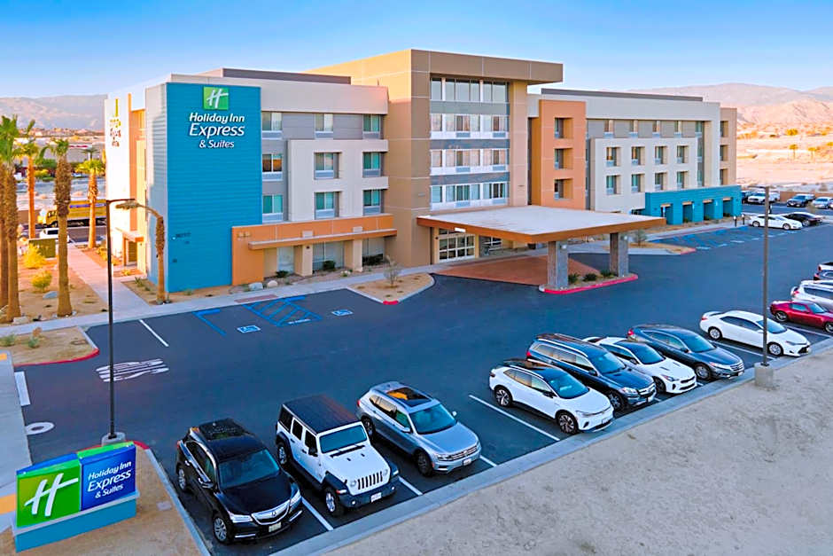 Holiday Inn Express & Suites - Palm Desert - Millennium By IHG