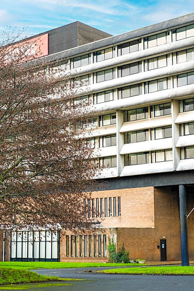 Muthu Glasgow River Hotel