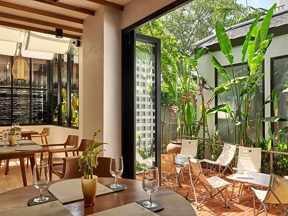 The Motifs Eco Hotel