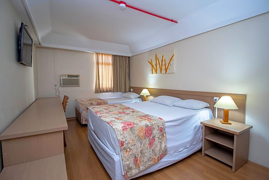 Hotel Golden Park Curitiba By Nacional Inn