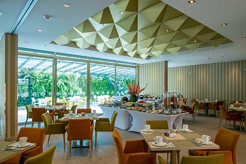 Hotel El Dorado Bogota