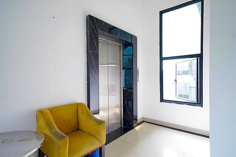 Urbanview Hotel Bes Mangga Besar