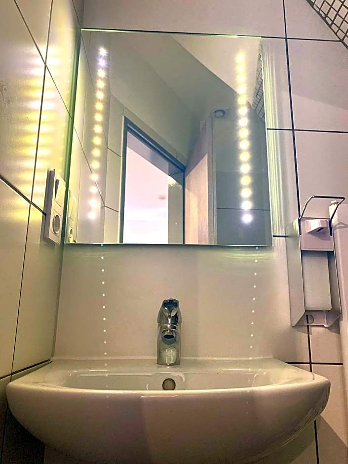 Hotel City Meetpoint