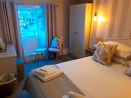 The Hand Hotel