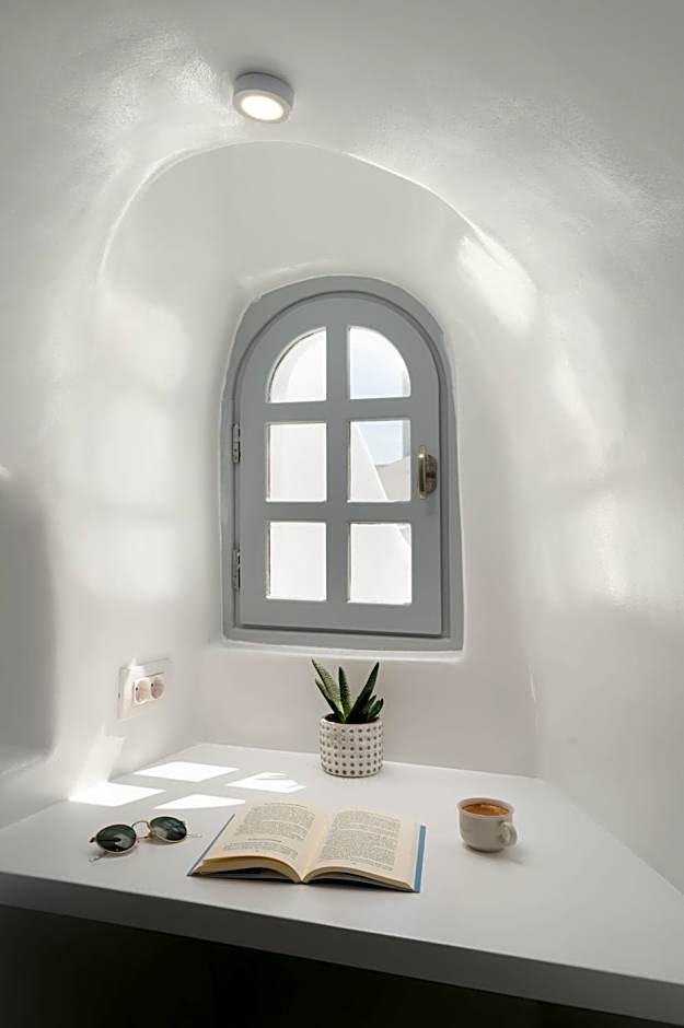 Oia Spirit Boutique Residences