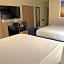 Days Inn & Suites by Wyndham Kaukauna WI