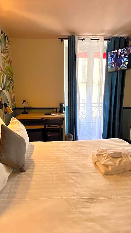 Amadeus Hotel