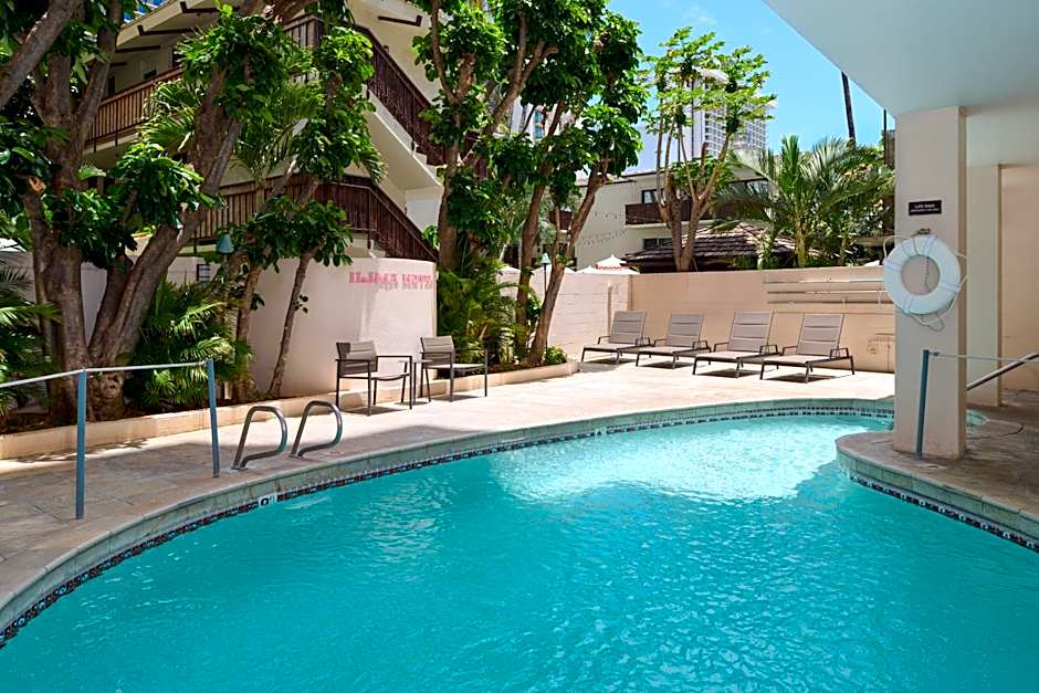 Photo 1 of 50 of Ilima Hotel