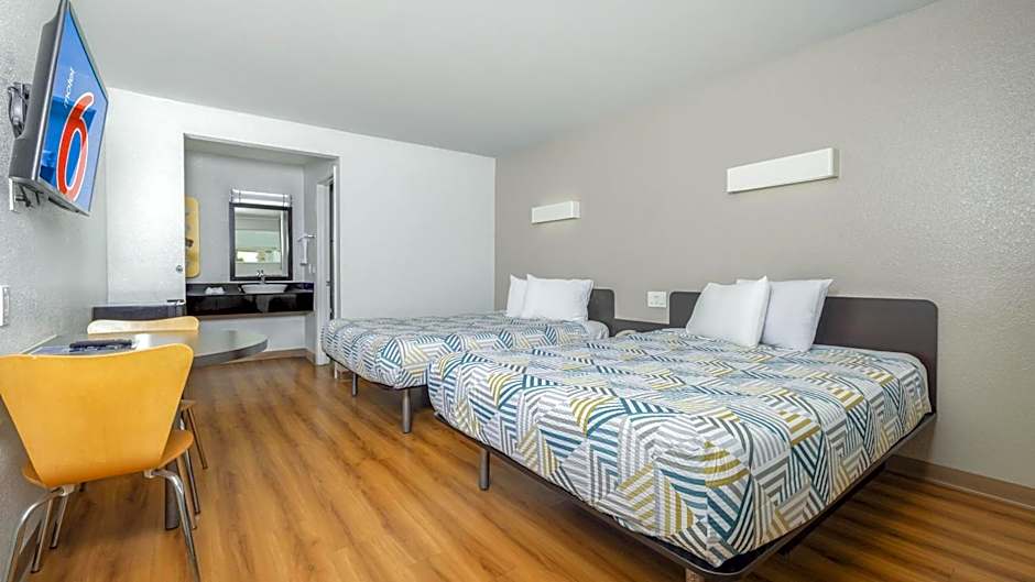 Motel 6 Ontario Airport