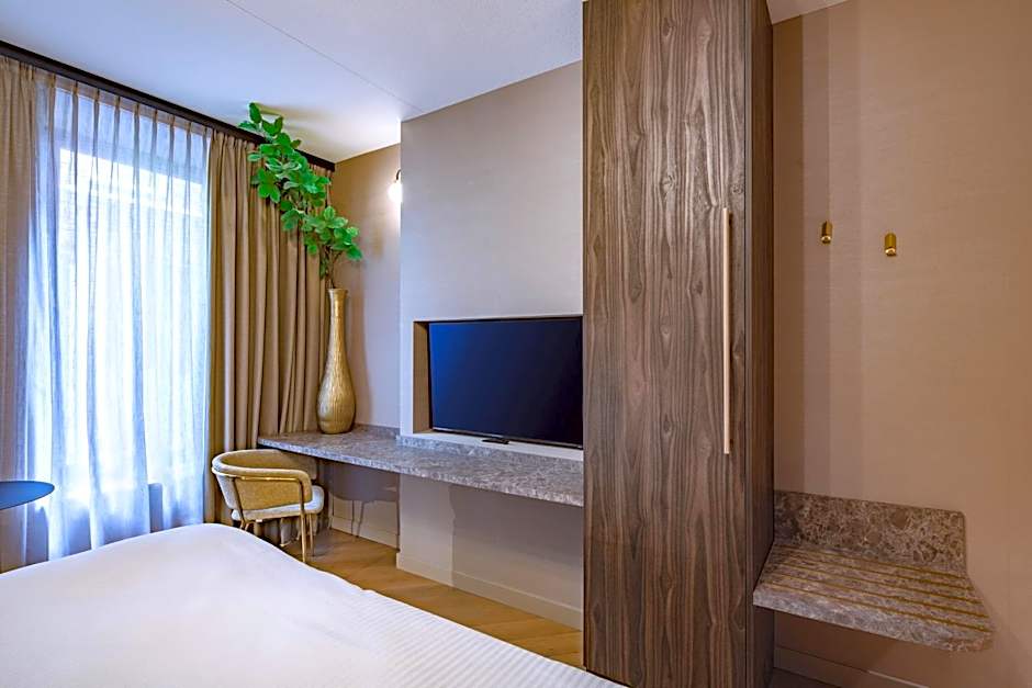 Breathe Boutique Hotel