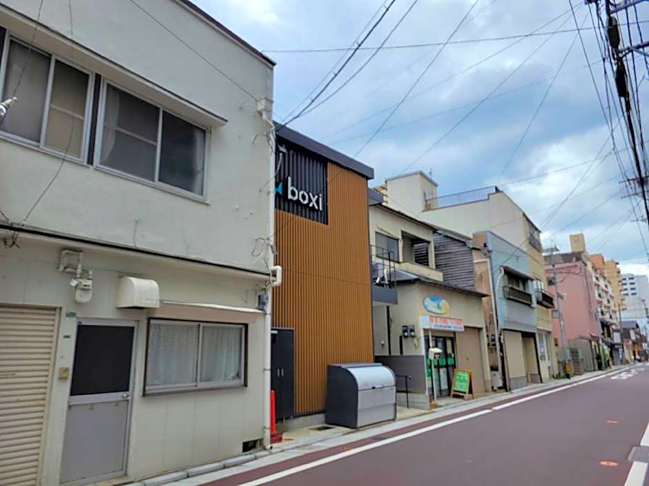 Boxi Hakata 1
