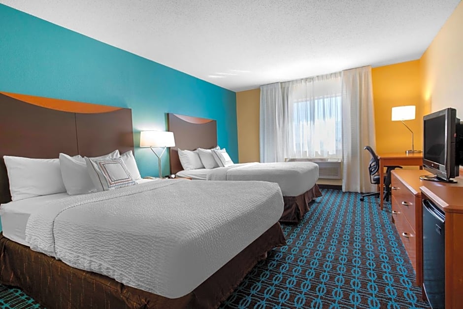 Fairfield Inn & Suites St. Cloud