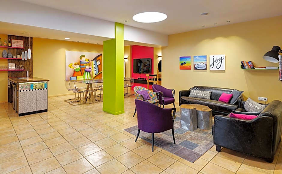 Mizpe Yam Boutique Hotel