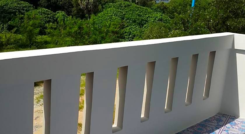 Karon Sea Side Hotel