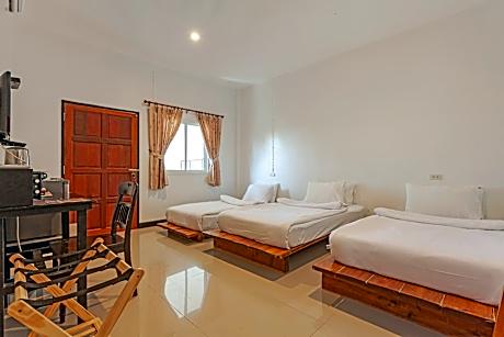 Classic Triple Room