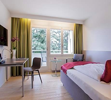 Queen Room with Balcony