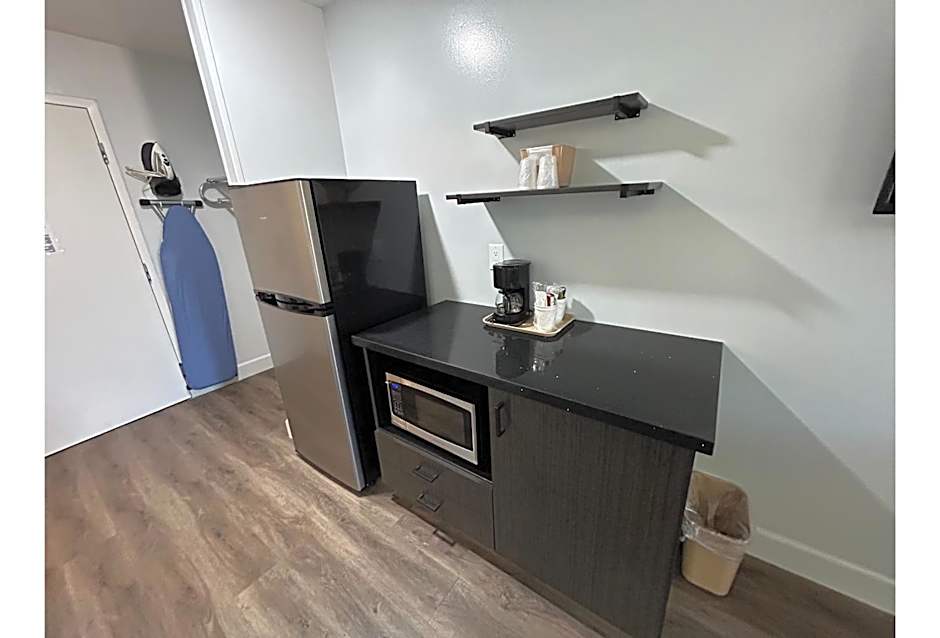 Studio 6 Suites Hesperia, CA West Main Street I 15