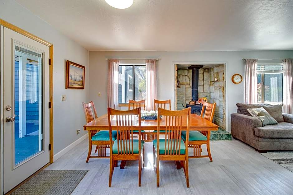 Eagar Vacation Rental Home with Spacious Deck!