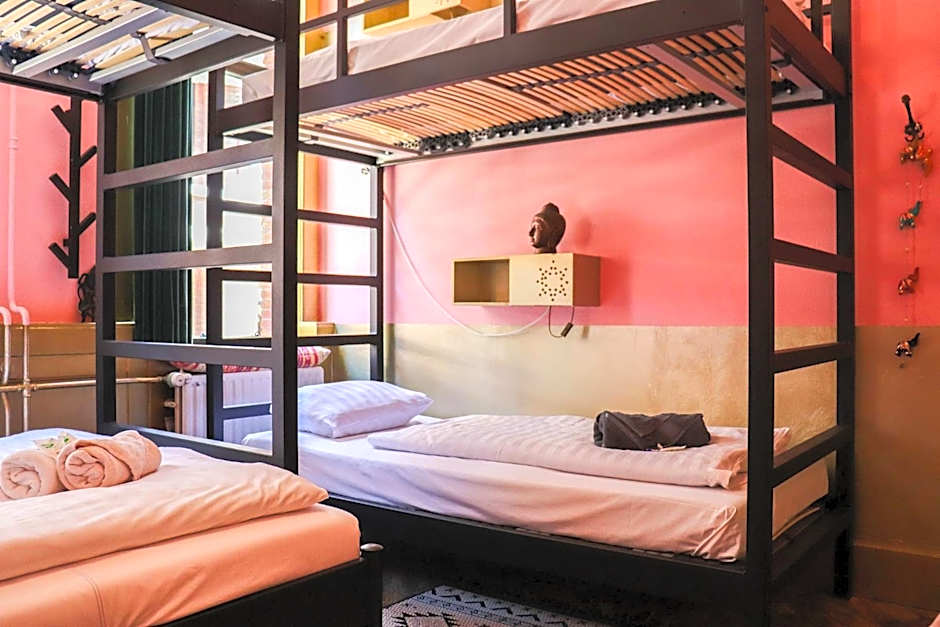Hostel ROOM Rotterdam