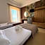 Hotel Avra