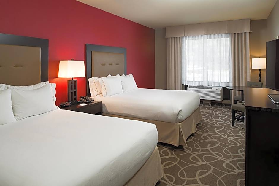 Holiday Inn Express Klamath Redwood Ntl Pk Area By IHG