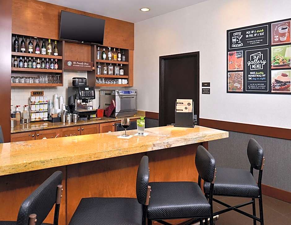 Hyatt Place Garden City