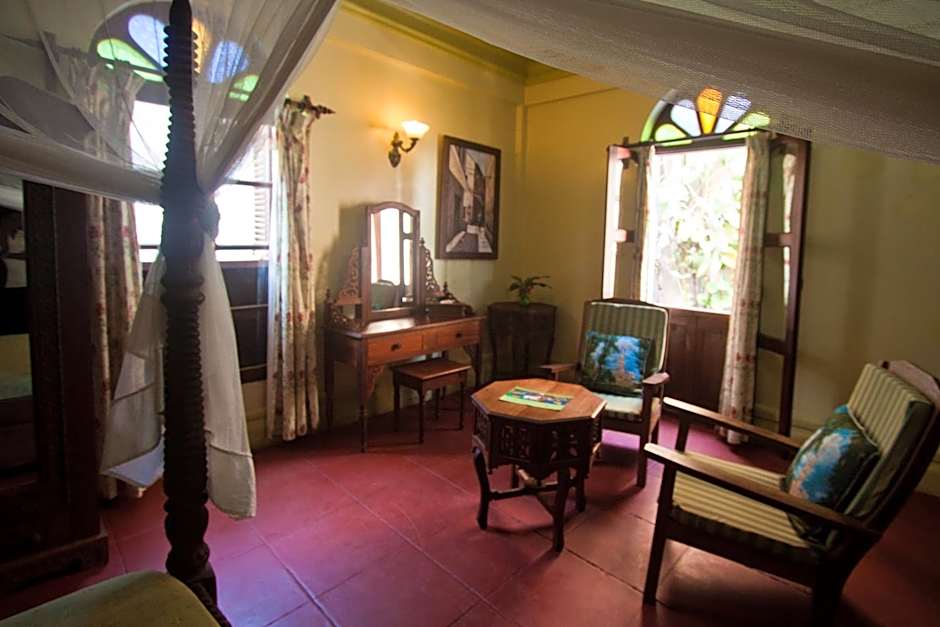 Asmini Palace Hotel