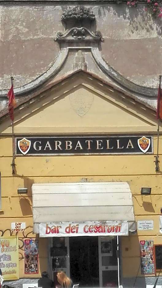 Take It Easy Roma Guest House