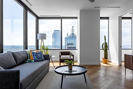 Mint House Dallas - Downtown - Guest Reservations