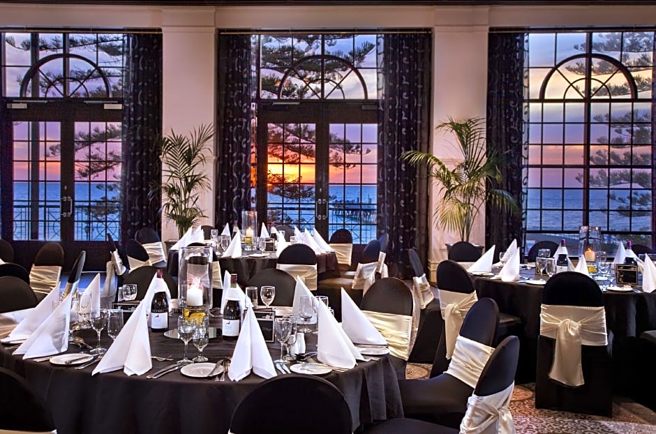 Stamford Grand Adelaide