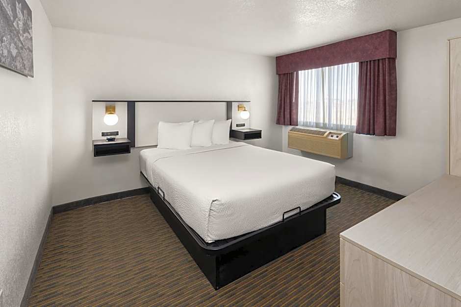 SYLO Hotel Denver Airport, a Ramada by Wyndham