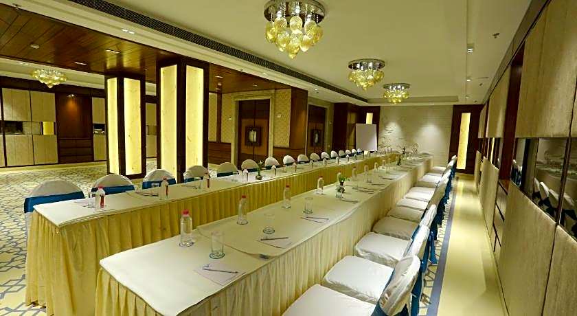 The Wall Street Beacon, Jaipur