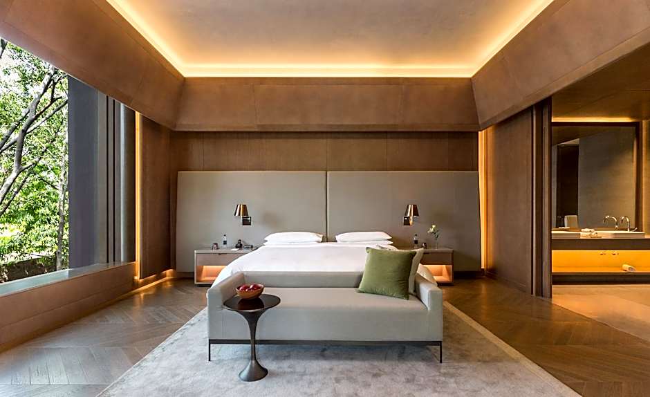 Photo 1 of 4 of Luxury Suite
