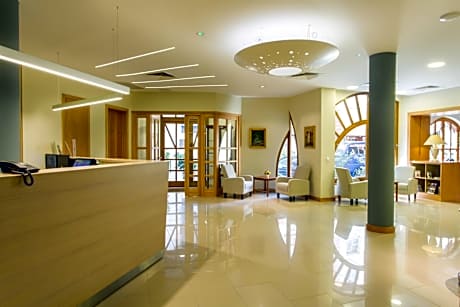 Corvin Hotel Budapest Corvin Wing